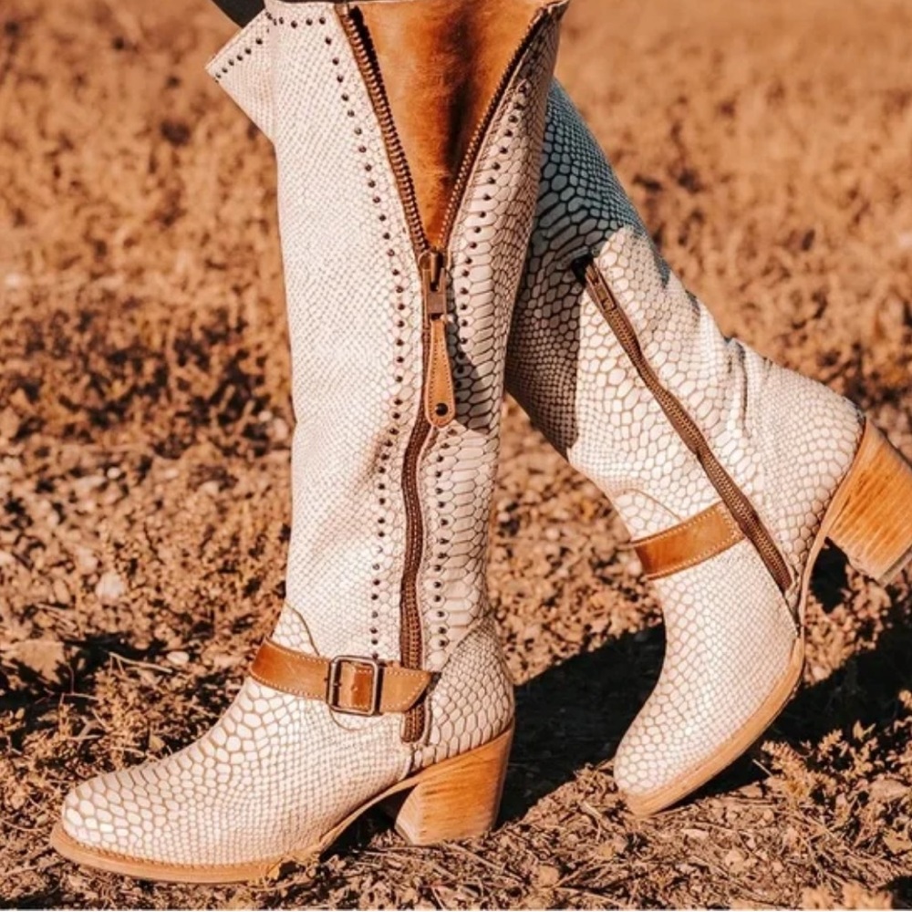 FREEBIRD NEVER OPENED, DEAD STOCK SOLD OUT CARSON WHITE SNAKE BOOTS 🐍 SZ 8 $395